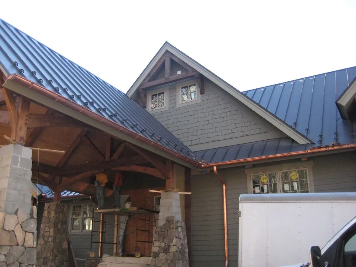 Craftsman Roofing team delivering quality roofing work in Valley View